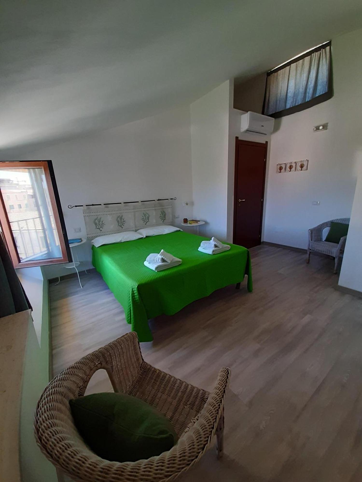 Cuscino E Cappuccino B&B Алгеро Стая снимка