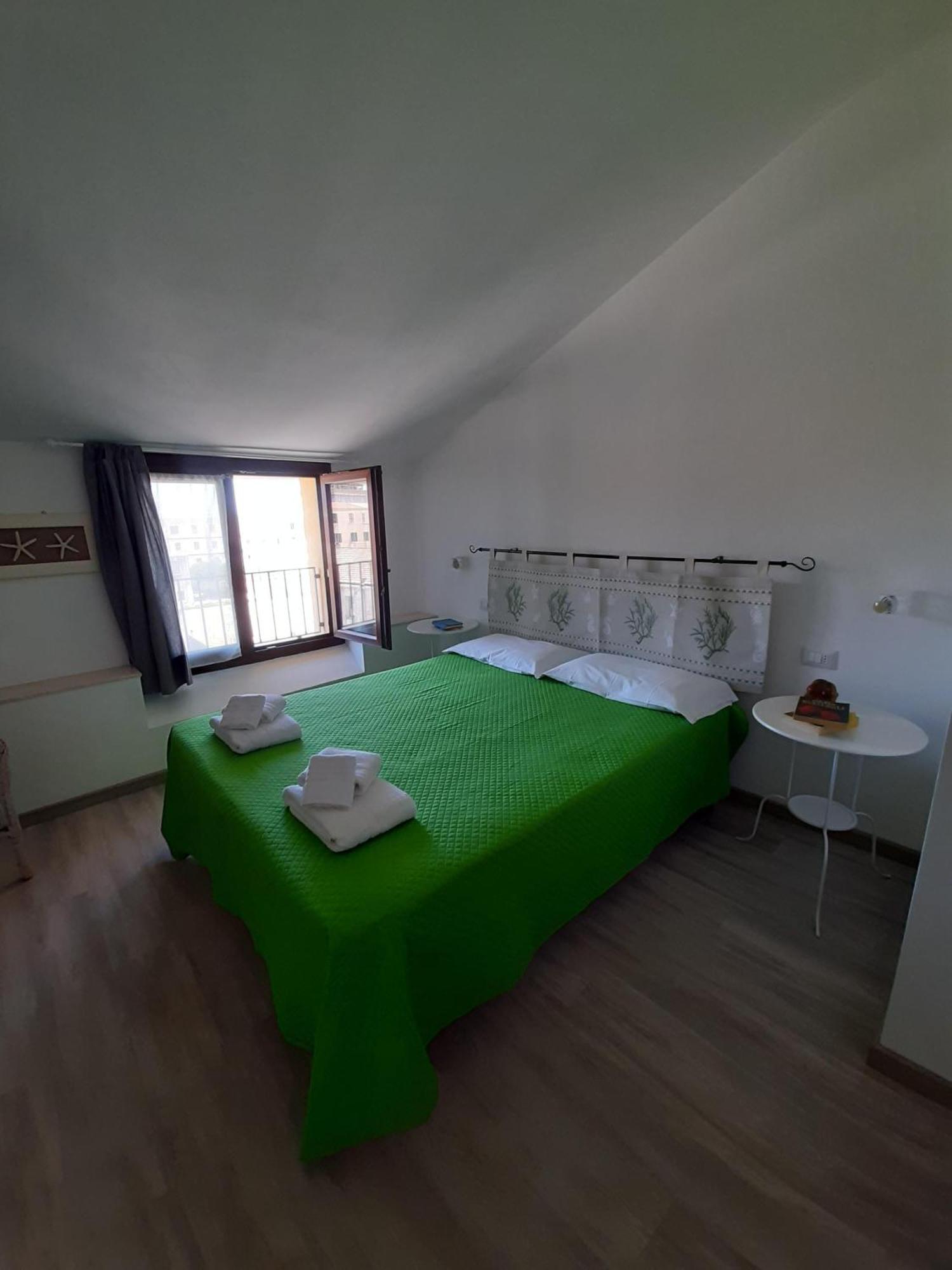 Cuscino E Cappuccino B&B Алгеро Стая снимка
