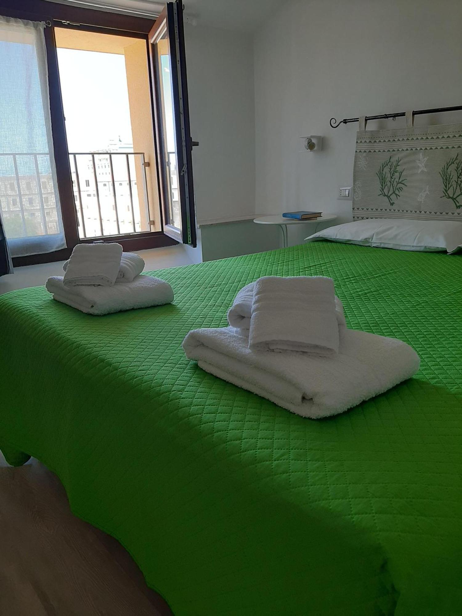 Cuscino E Cappuccino B&B Алгеро Стая снимка