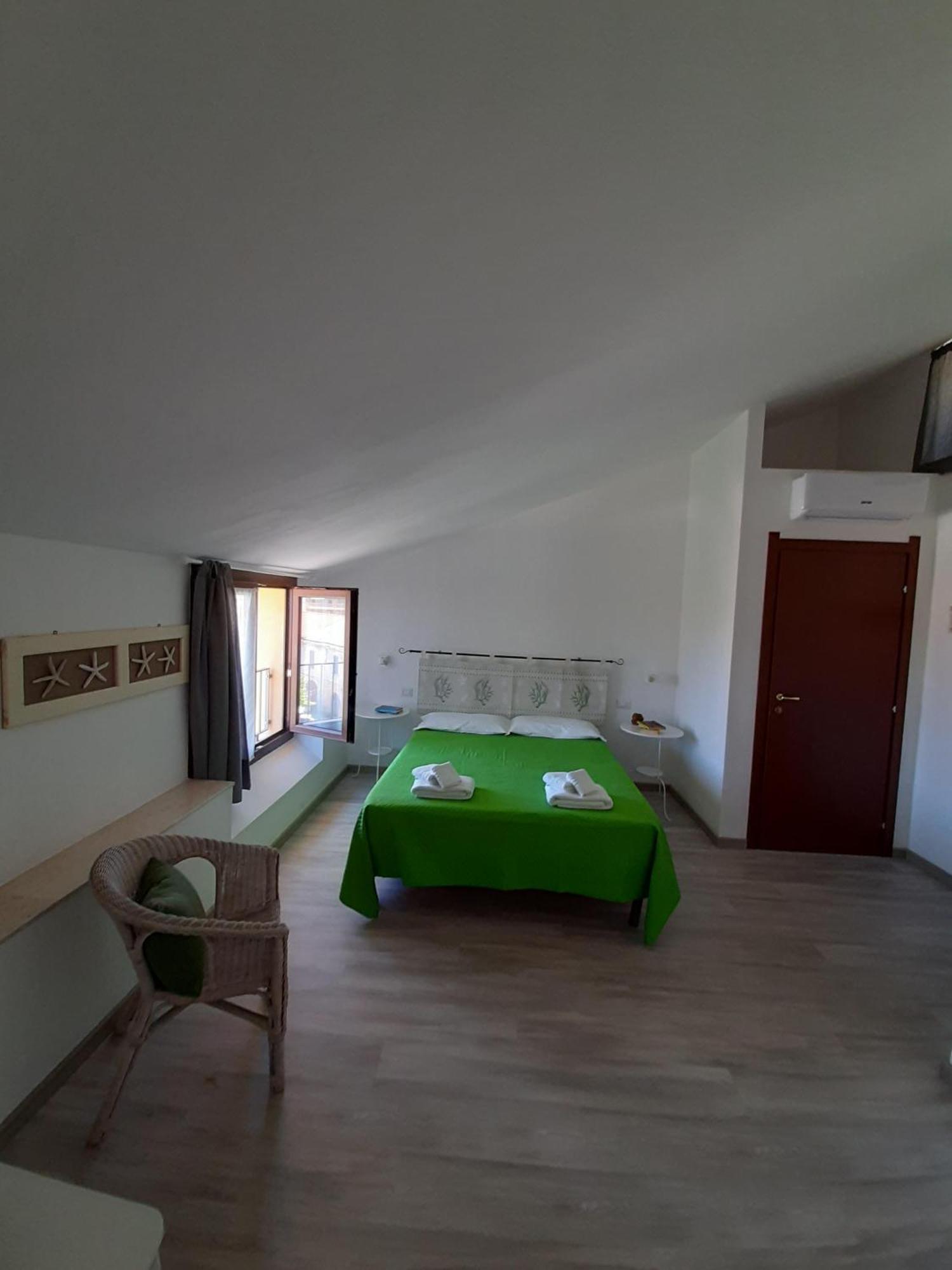 Cuscino E Cappuccino B&B Алгеро Стая снимка